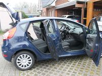 gebraucht Ford Fiesta 1,0 59kW Celebration Start Stop