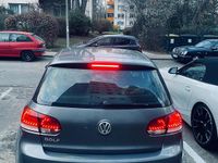Gebraucht VW Golf VI 102 PS (75 kW) 2009 Grau Kleinwagen