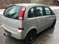 Gebraucht Opel Meriva 105 PS (77 kW) 2003 Silber Van / Kleinbus