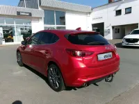 Gebraucht Mazda 3 Kizoku 120 PS (88 kW) 2017 Rubinrot metallic Kleinwagen