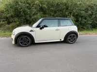 Usado Mini Cooper 120 CV (88 kW) 2007 Blanco Utilitario