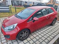 Gebraucht Kia Rio 99 PS (72 kW) 2014 Rot Kleinwagen