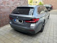 Gebraucht BMW 530 Performance 286 PS (210 kW) 2021 Grau Kombi