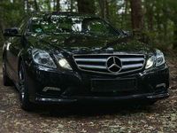 Gebraucht Mercedes E500 AMG line 387 PS (284 kW) 2010 Schwarz Coupé