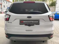 Gebraucht Ford Kuga 150 PS (110 kW) 2019 Weiß SUV