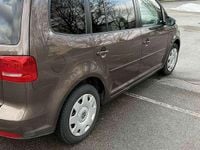 Gebraucht VW Touran Match 140 PS (102 kW) 2012 Braun Van / Kleinbus