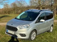 Gebraucht Ford Tourneo Courier Titanium 101 PS (74 kW) 2019 Silber Van / Kleinbus