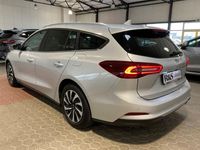 Gebraucht Ford Focus Titanium 125 PS (91 kW) 2024 Silber Kombi