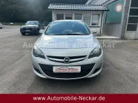 Gebraucht Opel Astra Edition 110 PS (80 kW) 2013 Argon silber/ice silver (m2) Kombi