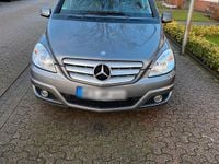 Gebraucht Mercedes B180 116 PS (85 kW) 2009 Grau Van / Kleinbus