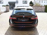 gebraucht BMW 320 i Touring Luxury * Panoramadach+el.AHK+LED+Live !