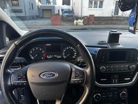 Gebraucht Ford Fiesta 71 PS (52 kW) 2017 Weiß Kleinwagen