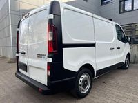Gebraucht Renault Trafic 90 PS (66 kW) 2016 Weiß Van / Kleinbus