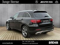 Gebraucht Mercedes GLC220 194 PS (142 kW) 2022 Lack obsidianschwarz (metallic) SUV