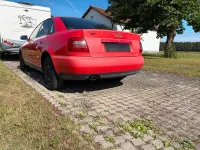 Gebraucht Audi A4 125 PS (91 kW) 1997 Rot Limousine