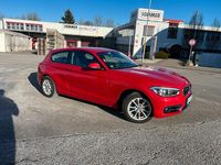 Gebraucht BMW 118 Sport Line 150 PS (110 kW) 2016 Rot Kleinwagen