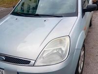 Gebraucht Ford Fiesta 69 PS (50 kW) 2004 Grün Kleinwagen