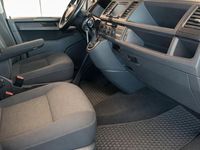 Gebraucht VW Caravelle Comfortline 150 PS (110 kW) 2018 Beige Van / Kleinbus