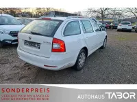 Gebraucht Skoda Octavia Ambiente 122 PS (89 kW) 2009 Weiß Kombi