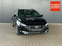 Neu Hyundai i30 Comfort 101 PS (74 kW) 2025 Abyss black Kombi