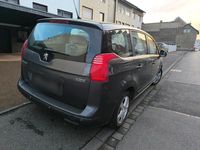 Gebraucht Peugeot 5008 112 PS (82 kW) 2012 Grau Van / Kleinbus