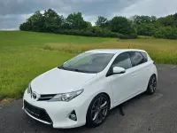Gebraucht Toyota Auris Life+ 124 PS (91 kW) 2014 Weiß Limousine