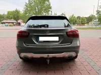 Gebraucht Mercedes GLA200 Urban 156 PS (114 kW) 2019 Grau SUV