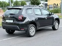 Używany Dacia Duster Comfort 101 KM (74 kW) 2021 Czarny SUV