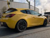 Gebraucht Opel Astra GTC 170 PS (125 kW) 2015 Gelb Limousine