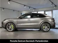Gebraucht Porsche Cayenne E-Hybrid Coupe 470 PS (345 kW) 2024 Quarzitgrau SUV