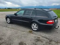 Używany Mercedes E220 150 KM (110 kW) 2004 Czarny Kombi