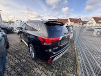Gebraucht Mitsubishi Outlander P-HEV Top 135 PS (99 kW) 2019 Schwarz SUV