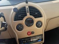 Second-hand Renault Modus 110 CP (80 kW) 2006 Verde Monovolum