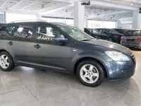 Gebraucht Kia Ceed Sportswagon 109 PS (80 kW) 2009 Grau Kombi