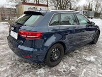 Gebraucht Audi A3 Sport 150 PS (110 kW) 2018 Blau Limousine