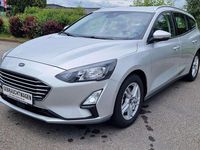Gebraucht Ford Focus Cool & Connect 125 PS (91 kW) 2022 Polarsilber Kombi
