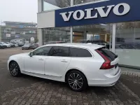 Gebraucht Volvo V90 Core 253 PS (186 kW) 2022 Crystal white Kombi