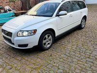 Gebraucht Volvo V50 109 PS (80 kW) 2009 Weiß Kombi