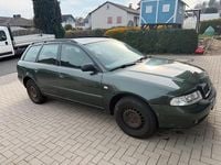 Gebraucht Audi A4 125 PS (91 kW) 1999 Grün Kombi