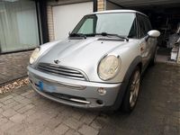 Usado Mini Cooper 116 HP (85 kW) 2005 Prateado Citadino