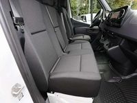 Gebraucht Mercedes Sprinter 170 PS (125 kW) 2025 Arktikweiß Van