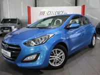 Gebraucht Hyundai i30 Style 135 PS (99 kW) 2017 Blau Kleinwagen