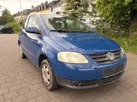 Używany VW Fox Basis 54 KM (39 kW) 2007 Niebieski Hatchback