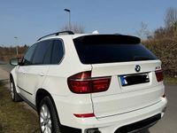 Używany BMW X5 306 KM (225 kW) 2013 Beżowy SUV