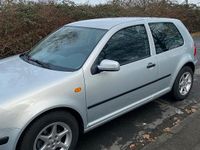 Gebraucht VW Golf IV 72 PS (52 kW) 1999 Silber Kleinwagen