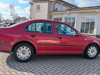 Gebraucht VW Bora Comfortline 116 PS (85 kW) 2001 Rot Limousine