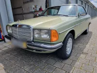 Gebraucht Mercedes 280 177 PS (130 kW) 1978 Grün Coupé