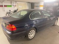 gebraucht BMW 320 i -