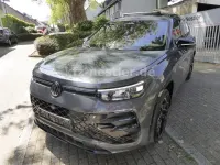 Gebraucht VW Tayron R-line 272 PS (200 kW) 2025 Grau SUV
