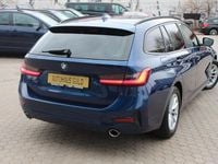 Gebraucht BMW 320 Advantage 190 PS (139 kW) 2019 Blau Kombi